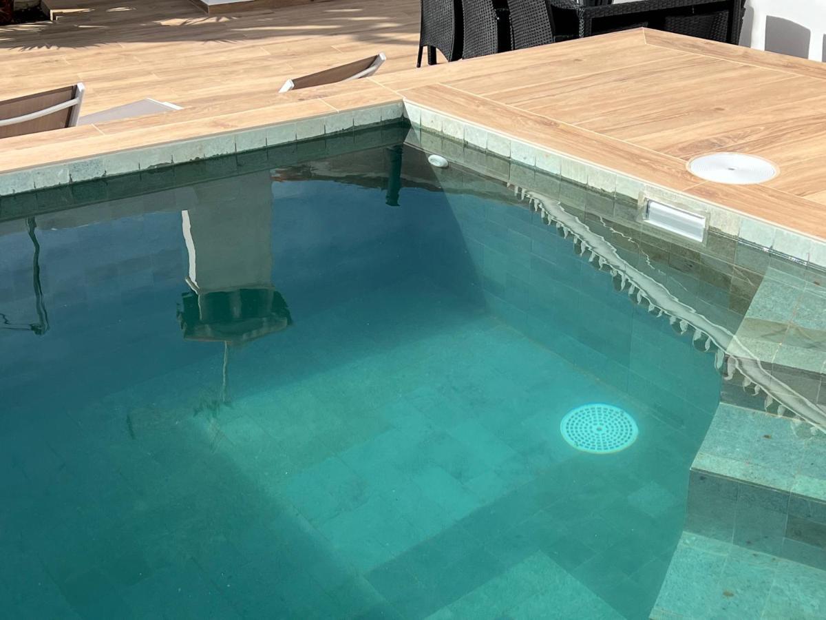 מארבלה Karibu Beach & Pool מראה חיצוני תמונה